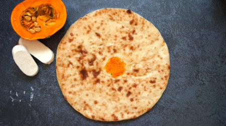 Насджин с тыквой и осетинским сыром