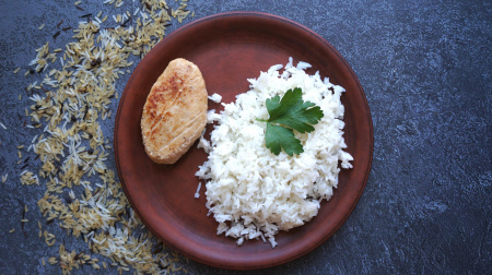 Рис с куриной котлетой