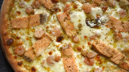 Пицца Семга с креветками